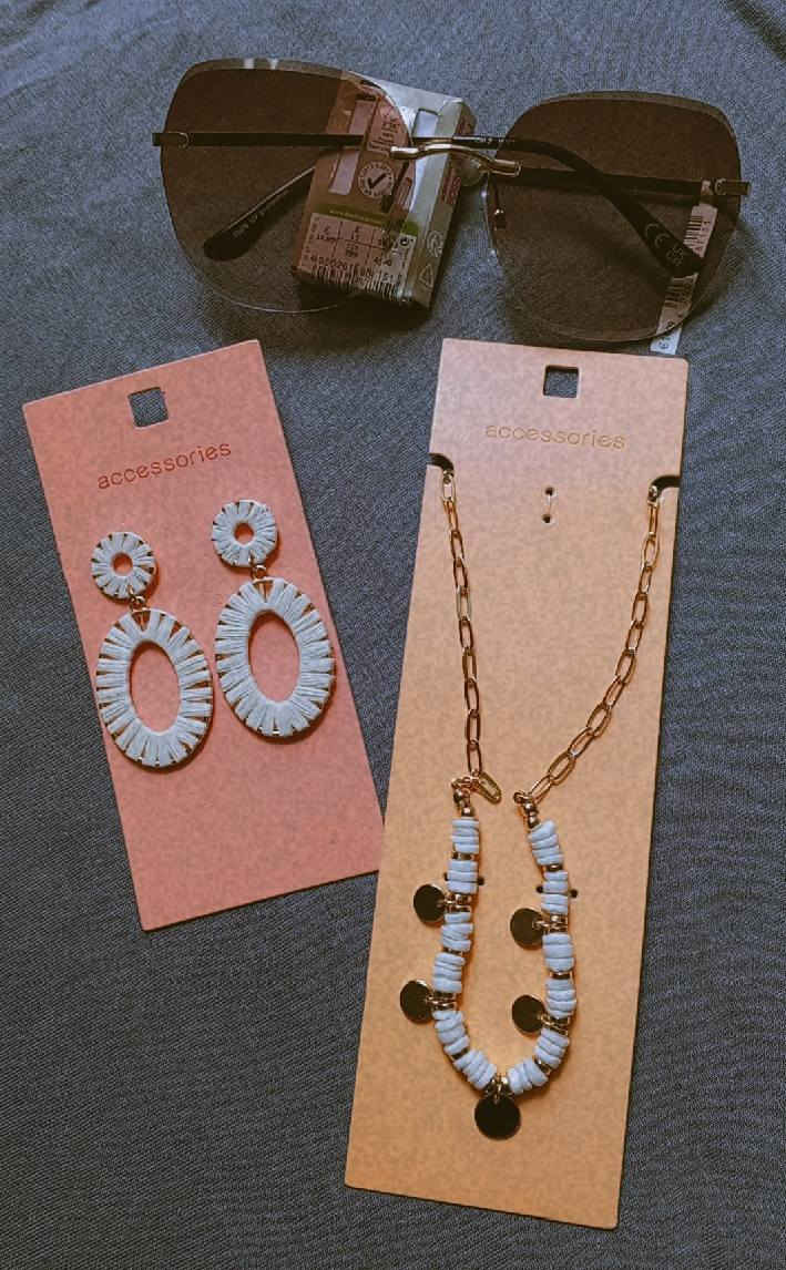 السلام عليكم 
عرض اليوم داخل داخل الصوره ب 10 فقط


**إذا كنت صاحب هذا الإعلان وتريد حذفه لأي سبب، رجاءا أرسل رسالة إلى الدعم الفني**