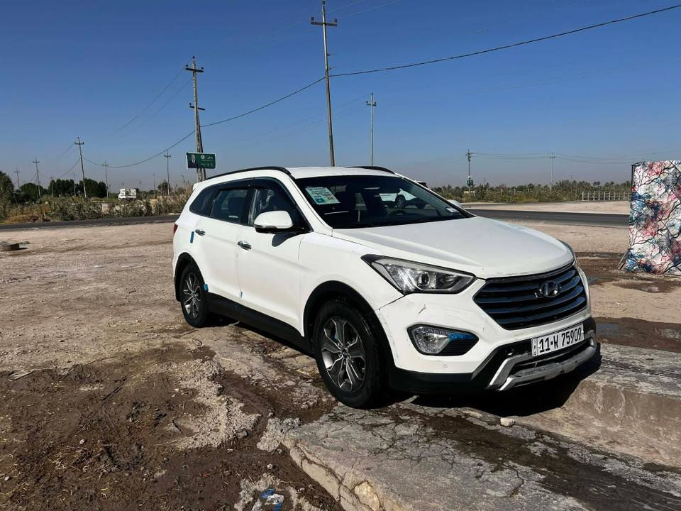 سنتافيى ١٤ أمريكي بيه جفيه السعر ١١٠ وبيه مجال ٧ راكب ومصبوغه عام جاهزه من كلشي رقم بغداد دولي بكانه الرميثه ***********
