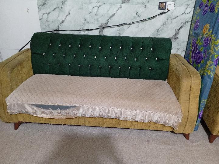 للبيع قنفات عشر مقاعد كاملات
للستفسار على رقم الاهاتف ***********
