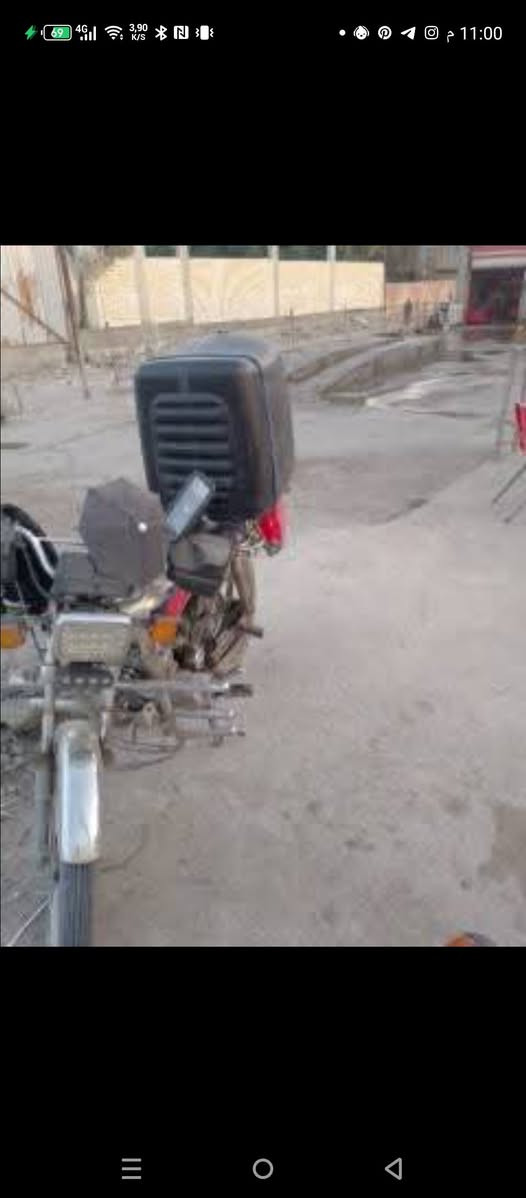 السلام عليكم دراجة ايراني 5 كير الدراجة اشتغل بيهة دلڤري ومتوازي علا فلوسهة تجفيت جديد بيهة فقط لاستيك ولف ما مبدل طلع بخار اني ابيعهة كايمة حتة لحد يلح وياي دراجة صرف بانزين ماكو خير من الله ما موگفتني اوراق ما بيهة ابيعهة من باب بيتي اي مشكلة عليهة ترجع اتكفل سرقة وعشائر الوراق عندي ضاعن مكان الدراجة بغداد لبلديات  رقم الهاتف 783 854 7931 ميتين وخمسين قفل ومراوس ونطي فرق حسب لقاعه


**إذا كنت صاحب هذا الإعلان وتريد حذفه لأي سبب، رجاءا أرسل رسالة إلى الدعم الفني**