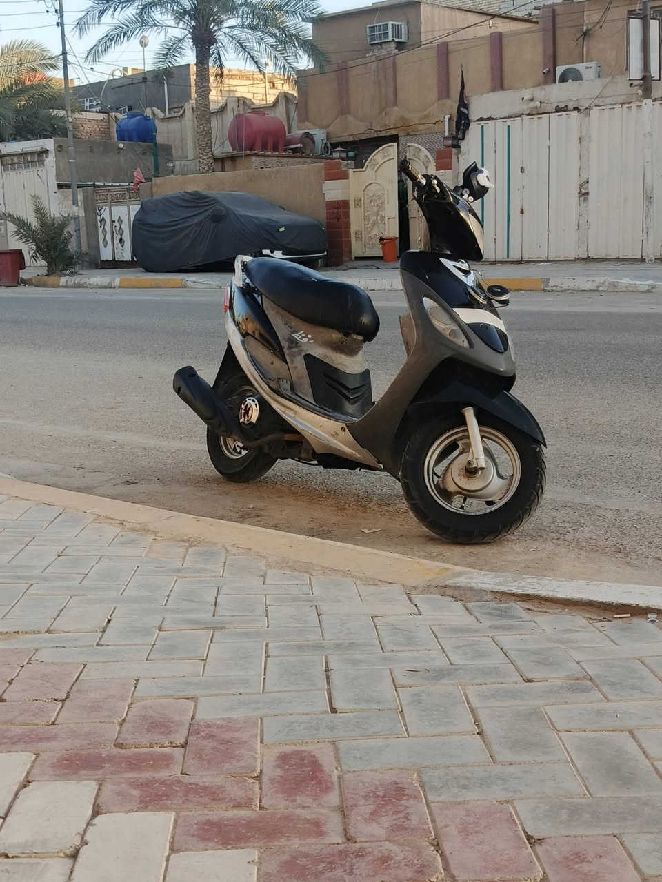 سلام عليكم  درجة ماكس منغولي للبيع  السعر 450بيه مجال بصيط
اليحب رقم  *********** موجود واتساب
