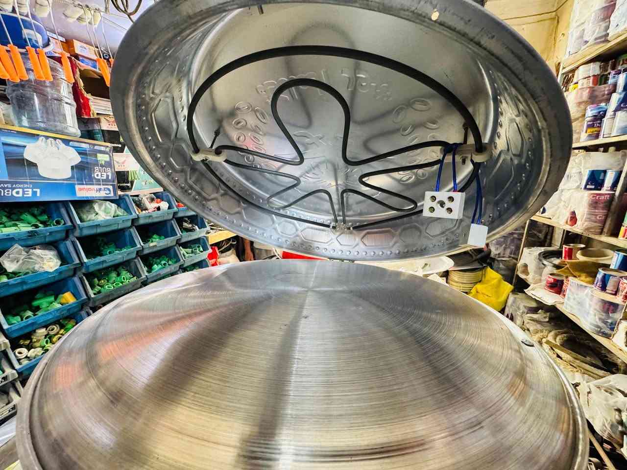 وصلنا تنور كهربائي الاصلي استيل دبل هيتر التوصيل مجانا داخل الرفاعي للاتصال *********** و *********** أو مراسله الصفحه
