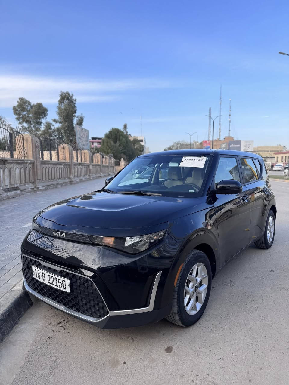 كيا صول 2023 رقم بابل ب اسمي حادث جاملغ وبنيد  ، ماشية 39 الف كيلو مو ميل
مواصفات رادار امامي وخلفي وتحكمات شاشة وكامرة دوارة   المكان الحلة شارع 40 
السعر 150 وبيها مجال ***********
