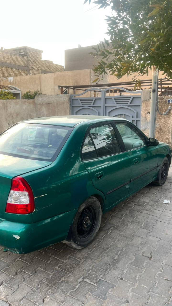 السلام عليكم للبيع فقط فيرنا موديل 2001 السيارة جاهزة كير مكينة جدد تبريد جديد رقم انكليزي بسمي وسنوية جديدة بيهه سيارة كبل للشارع وشرط التحويل السيارة مصبوغة عام للجمالية بدون ضربة قوية وايدي بيهه خير من الله والسيارة كير عادي 
السعر المطلوب 40 ورقه وبي مجال مكاني البياع للاستفسار ***********
