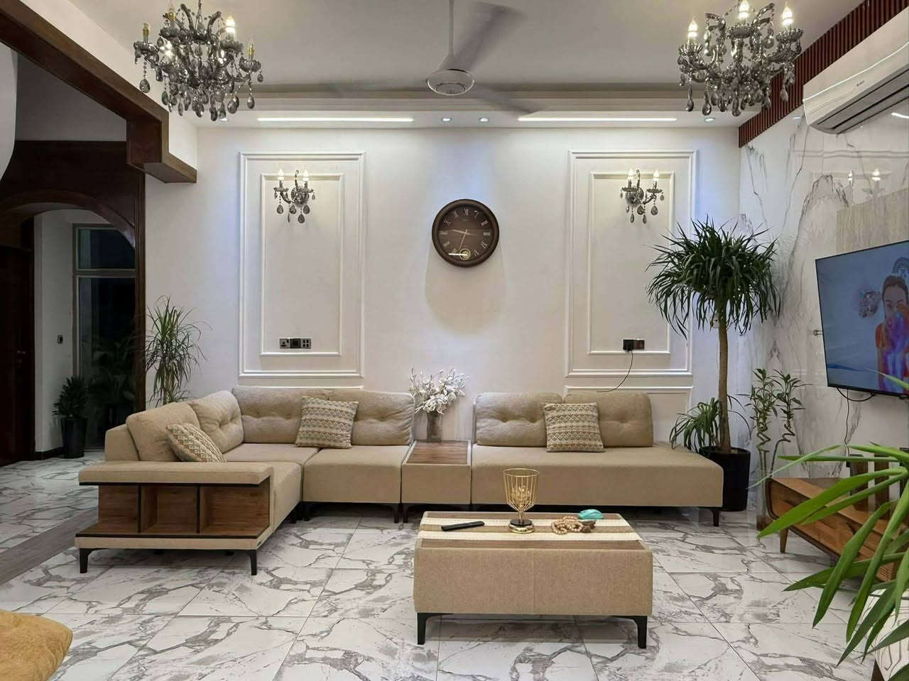 📍 فرصة عقارية مميزة – مكتب التصميم العقاري
🏡 النوع: دار طابو زراعي
📐 المساحة: _300__ م²
💰 —-طابقين بناء درجة أولى —
—أربع غرف نوم صاله مطبخ 
مجمع صحيات طابق ارضي طابق ثاني 
العنوان بابل زوير الغربي✨ 
✔️ مناسب لسكن
✔️ منطقة مخدومة وقريبة من الخدمات
✔️ فرصة حقيقية لا تتكرر

📞 للاستفسار والمشاهدة:
***********
***********

🏢 مراجعة المكتب: مكتب التصميم العقاري
📌 العنوان: حي الصحة – مجاور جامع الهندي
