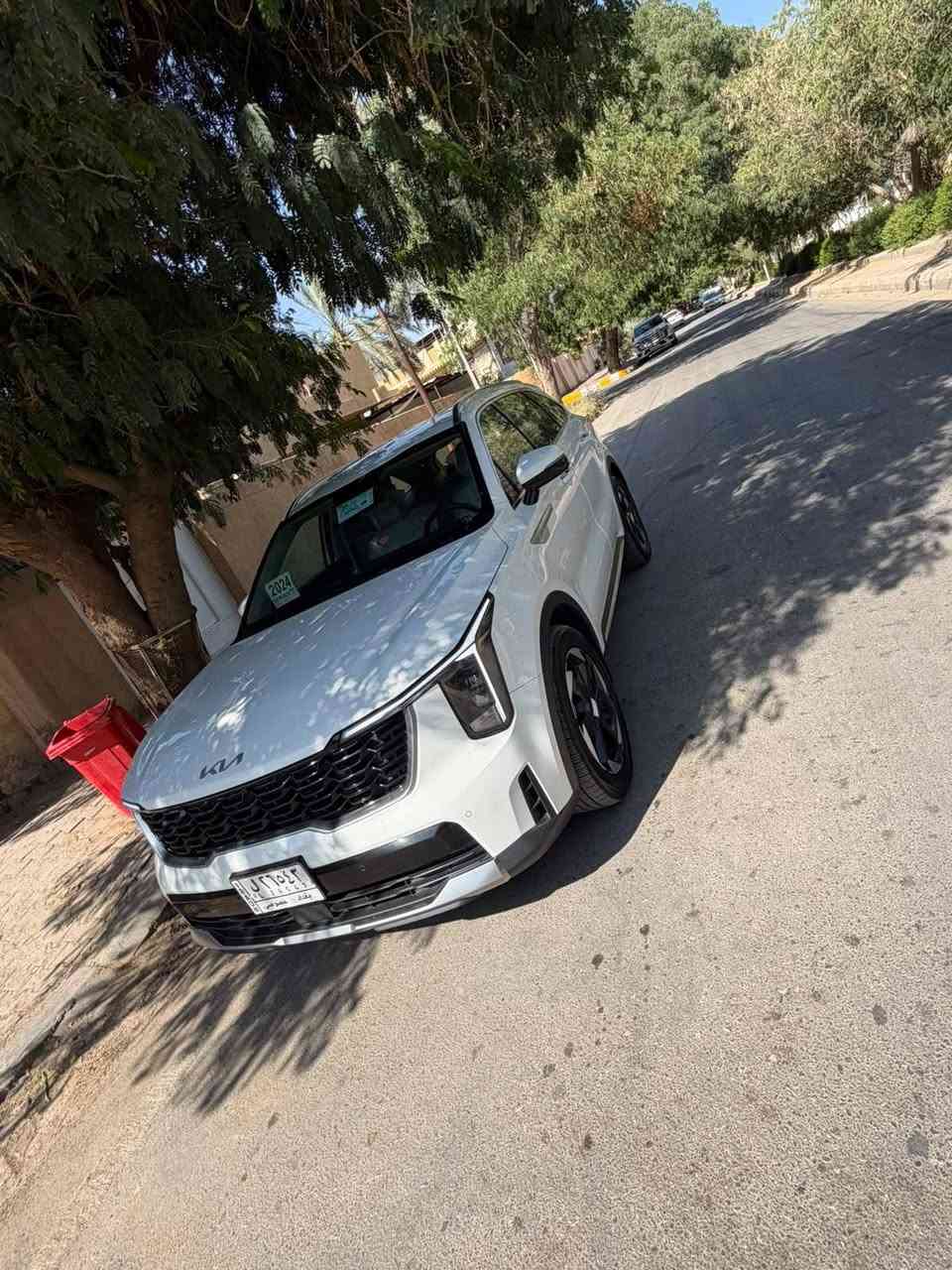 تحية طيبة للبيع موديل 2024 محرك 6 استندر  خليجي كفاله السعر 275 مجال قليل مكانه واسط قضاء الصويرة اتصال/ ***********
