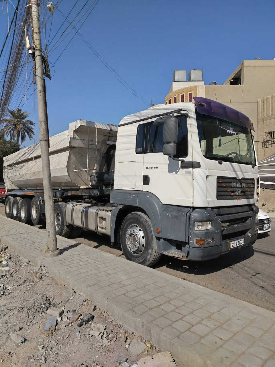 سلام عليكم من رخصت الأدمن المحترم مان تيكه البيع 2004 حجم المكينه 410 كير اتوماتيك شاصي ابو حنيه باجب بطن بلادي رقم سلامنيه اكسن شفت مربوطه راس عربانه ٣ لوحيات بسمي سنويه تنتهي 2027 رقم *********** ومجو وتساب ***********
