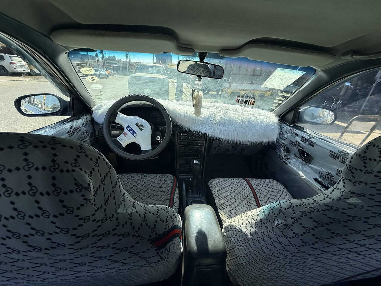 سلام عليكم سوناتا تو للبيع 
93موديل 
كيرصارله 3ايام اوتماتيك محرك مال كصه بل نايلون 
تخم تاير 
المكان ::الفلوجه  (مصبوغ عام بدون ضرر)
الرقم 
اسيا/***********
سعر42
