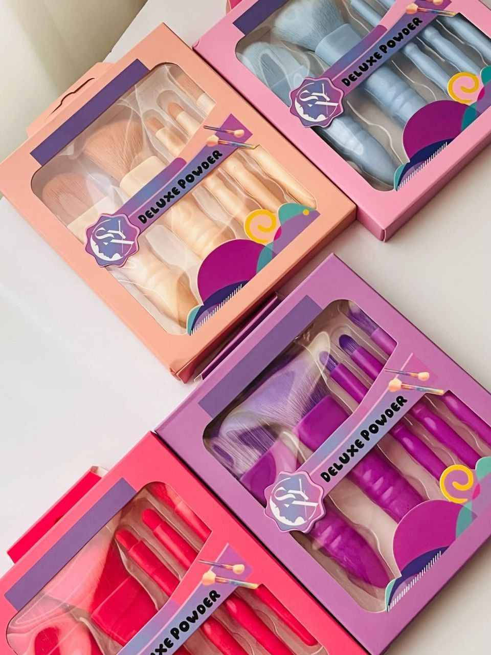 🌸فرش مكياج كيوت🌸
سيت فرشه مني رهيب من ماركة بودرة ديلوكس (الأصلية)🧸

🩷تمتاز هل فرش بشعيرات جدآ قويه وناعمه كللللش كوالتي كلش عالي
اها والحجم صغير ترهم بالجنطة و الطلعات المستعجلة 

🩷سيت فرشة مكياج…🌸
مجموعة من فرش المكياج رائعة لدمج المكياج بصورة طبيعية وسهلة مع لون فريد وجذاب
💞 شعر اصطناعي ناعم عالي الجودة ، يمكن أن يمنحك مكياجًا مثاليًا وخاليًا من العيوب. المقبض من البلاستيك المتين.

💞.استخدام متعدد  وسهل يتكون من مجموعة من الفرش 5 تشمل فرش العيون ، الباودر  ، الظل ، الشفاه وفرش الخدود ، 

💞اختيار هدية مثالي: مثالي للاستخدام الشخصي أو هدية مثالية لأي فرد من أفراد عائلتك أو أصدقائك.هدية حلوة وعملية 
#الاصلي
السعر 7 الاف 
🚘 يوجد خدمة توصيل لجميع محافظات العراق 🚘
#ترند #مكياج #تصويري بغداد, العراق


**إذا كنت صاحب هذا الإعلان وتريد حذفه لأي سبب، رجاءا أرسل رسالة إلى الدعم الفني**