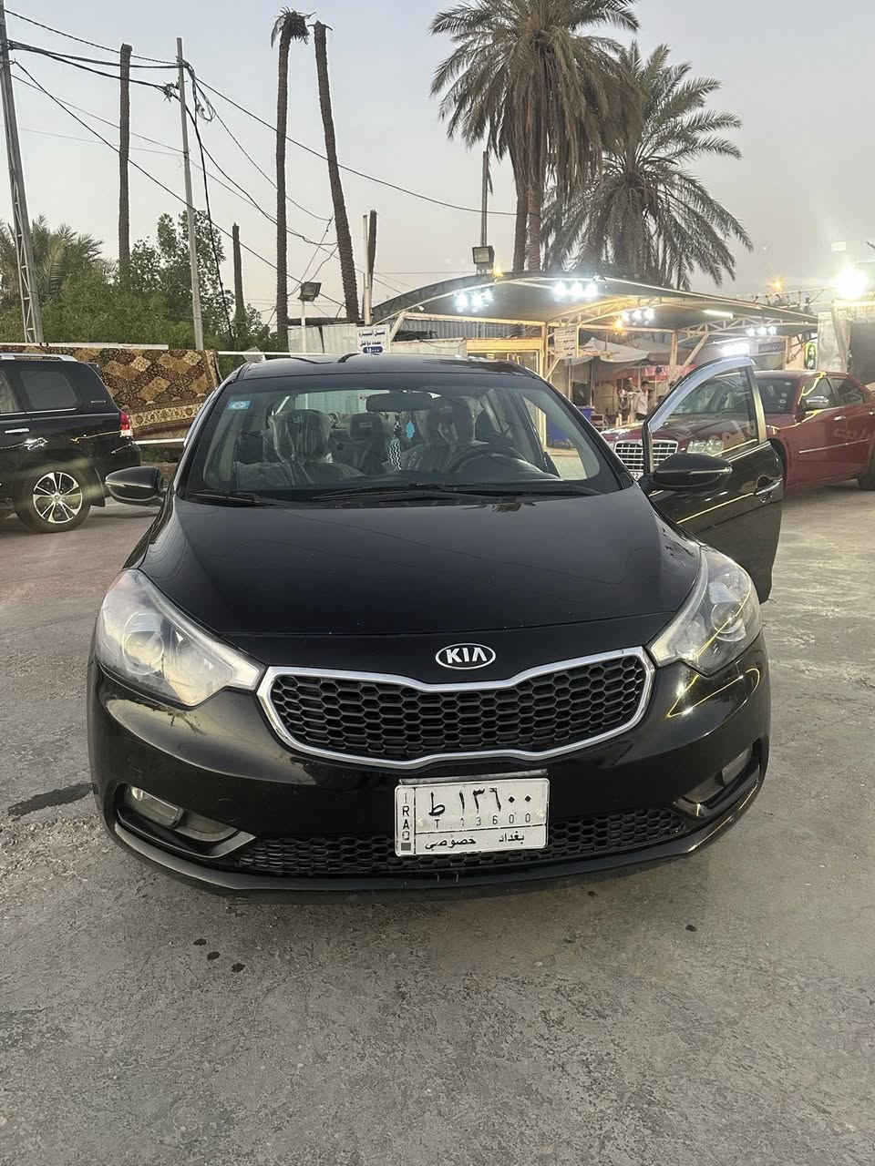 سلام عليكم 
كيا فورتي هاش باك وارد امريكي مكفوله كفالة عامة  من الصبغ والتبديل والحادث والايرباك فقط بارد ربع الجاملغ الامامي موديل 2015 ماشيه 108 وقابل للزيادة  مواصفات مري شفط لد امامي شاشه كامره فول تحكم   العنوان بغداد
محرك 2000 Gdi 
***********
