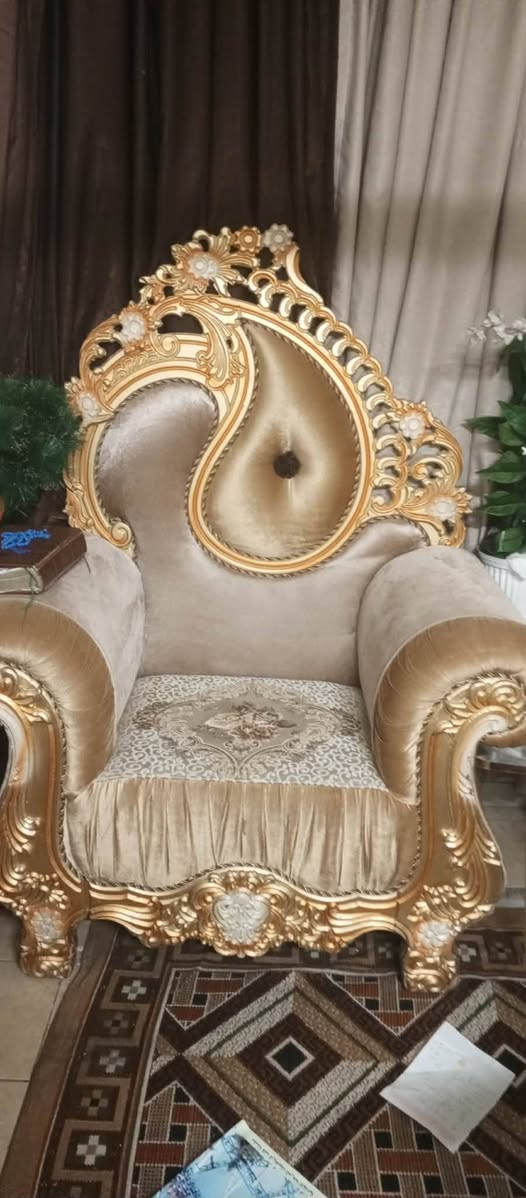 تخم للبيع ملكي 10 مقاعد بعده جديده ✨✨

عنوان مجمع بسمايه السكني 🌹♥

شنو عدكم اثاث للبيع راسلوني خاص 📲 بخدمتكم 🌹
واتساب 📞 ***********
