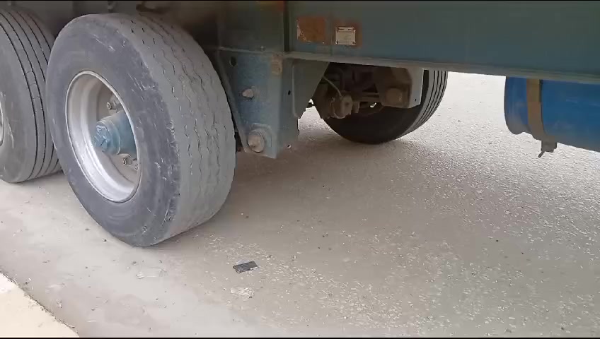 السلام عليكم للبيع براد شيرو ارتفاع 253 السعر 50 وبي مجال بسيط  *********** مكان حله
