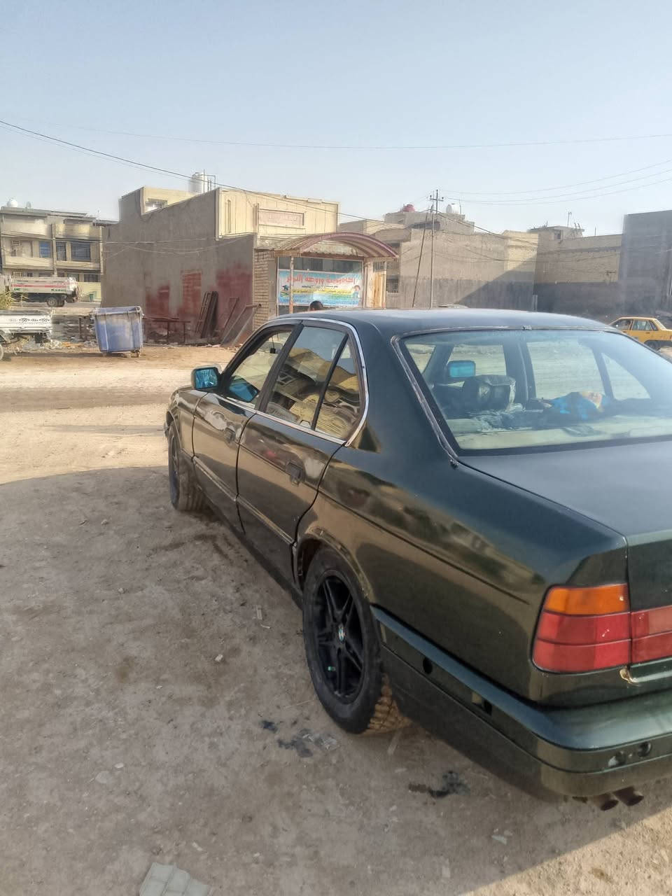 535 عادي مفتوح 1990.  رقم دولي ويل ام 16. السعر 45 وبيه مجال رقم ت ***********
