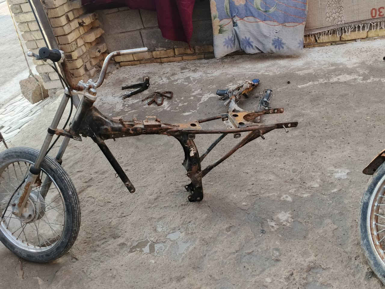 شاصي البيع متياز  سعر خاص
***********
