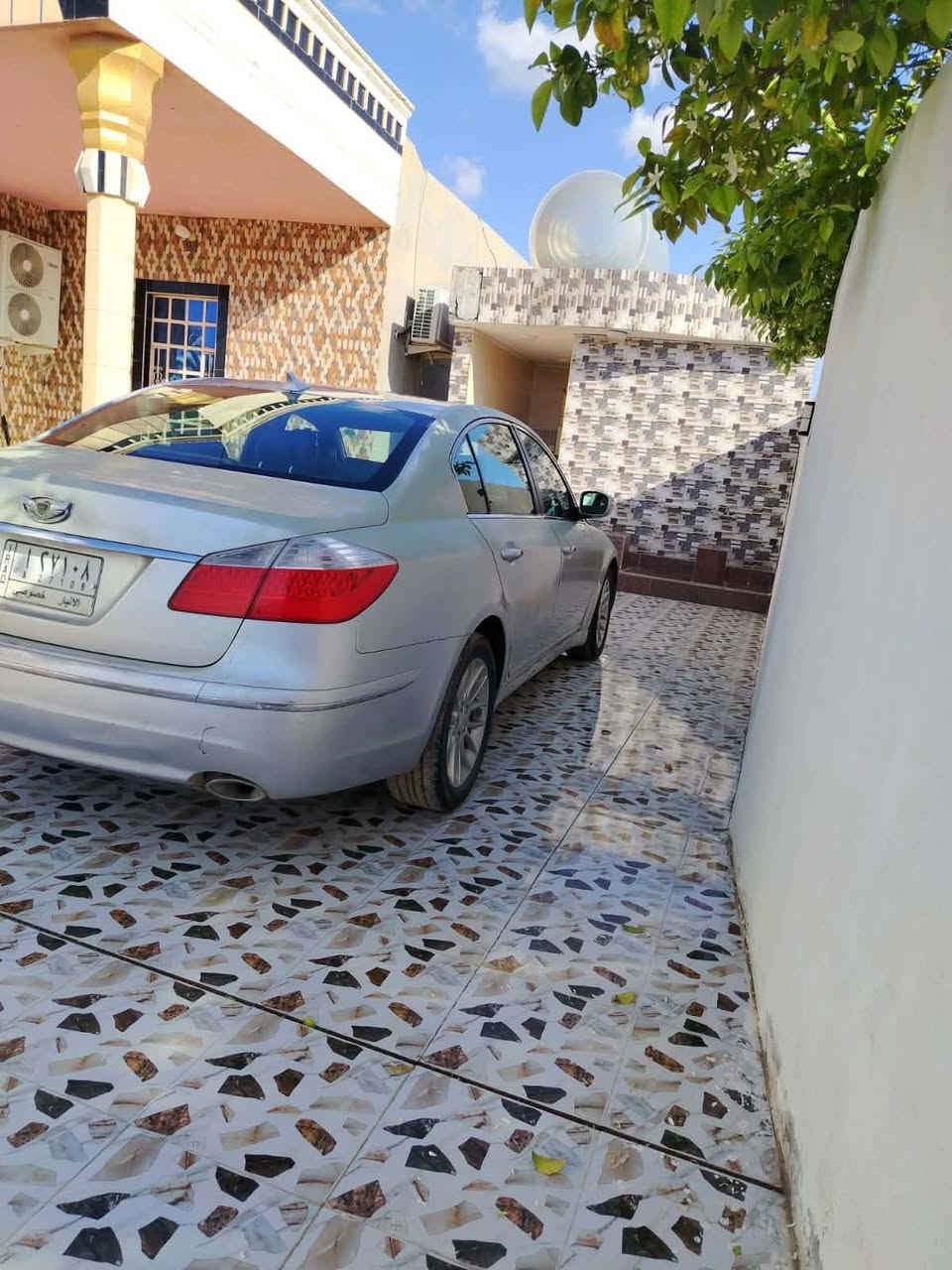 سلام عليكم جنسزز موديل 2011 رقم انبار تخم تاير محرك لا تبخير ولا تنقيص فقط رواجز فول مواصفات عدا الفتحه صدر امامي تعبان مكان رمادي سجاريه مبخوخه حزام دواخل كفاله سعر 85 
***********
