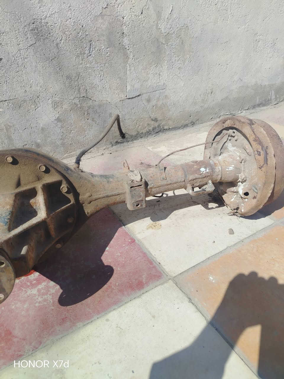 السلام عليكم من رخصت اكسل كالوبر ورك برغي 14مكانه بابل الحمزه الغربي للبيع ***********
