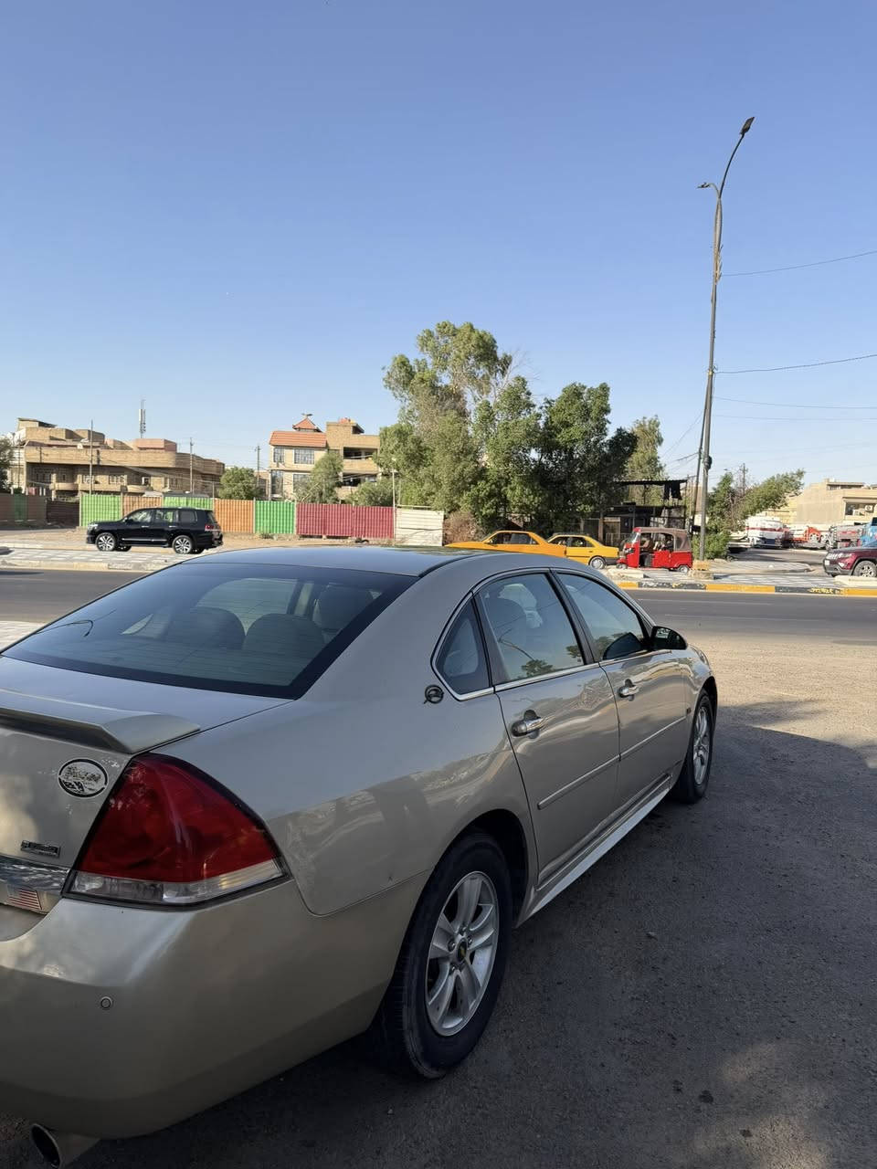 السلام عليكم 
امبالا موديل ١١ 🦌 
رقم بغداد  هزة وسنوية جديدة بأسمي تحويل مباشر 
كمبريسر جديد تبريد ثلج ❄️
صدر امامي خلفي حدادية كلها كامل  
تبديل جامرلغ سايق بلادي سيارة مصروف عليها وماناقصها اي شي 
مكان ديالى بعقوبة 
للاستفسار 
***********
