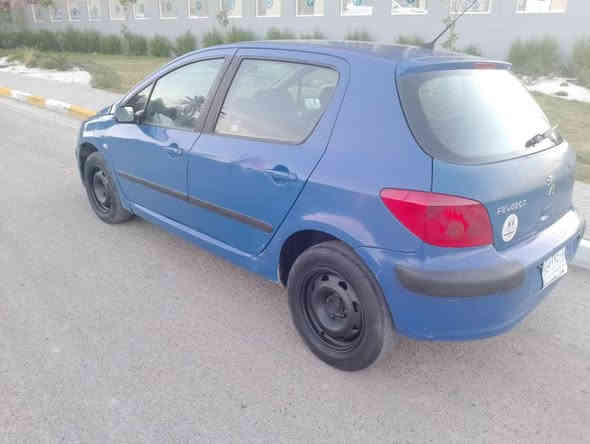 لسلام عليكم
بيجو فرنسي ٣٠٧.موديل 2005
رقم بغداد    رقم نكليزي
محرك   جديده 
كير اوتماتيك  
 سياره  تبريد ثلج 
ادامه كامله 
كهربائياتها كلها تشتغل و ما بيهن اي نقص  
 تحويل ثاني يوم مباشرة... 
سعر السياره 44 ورقه بيها مجال
مكان السياره حي الجهاد 
هذا رقم *********** بغداد
