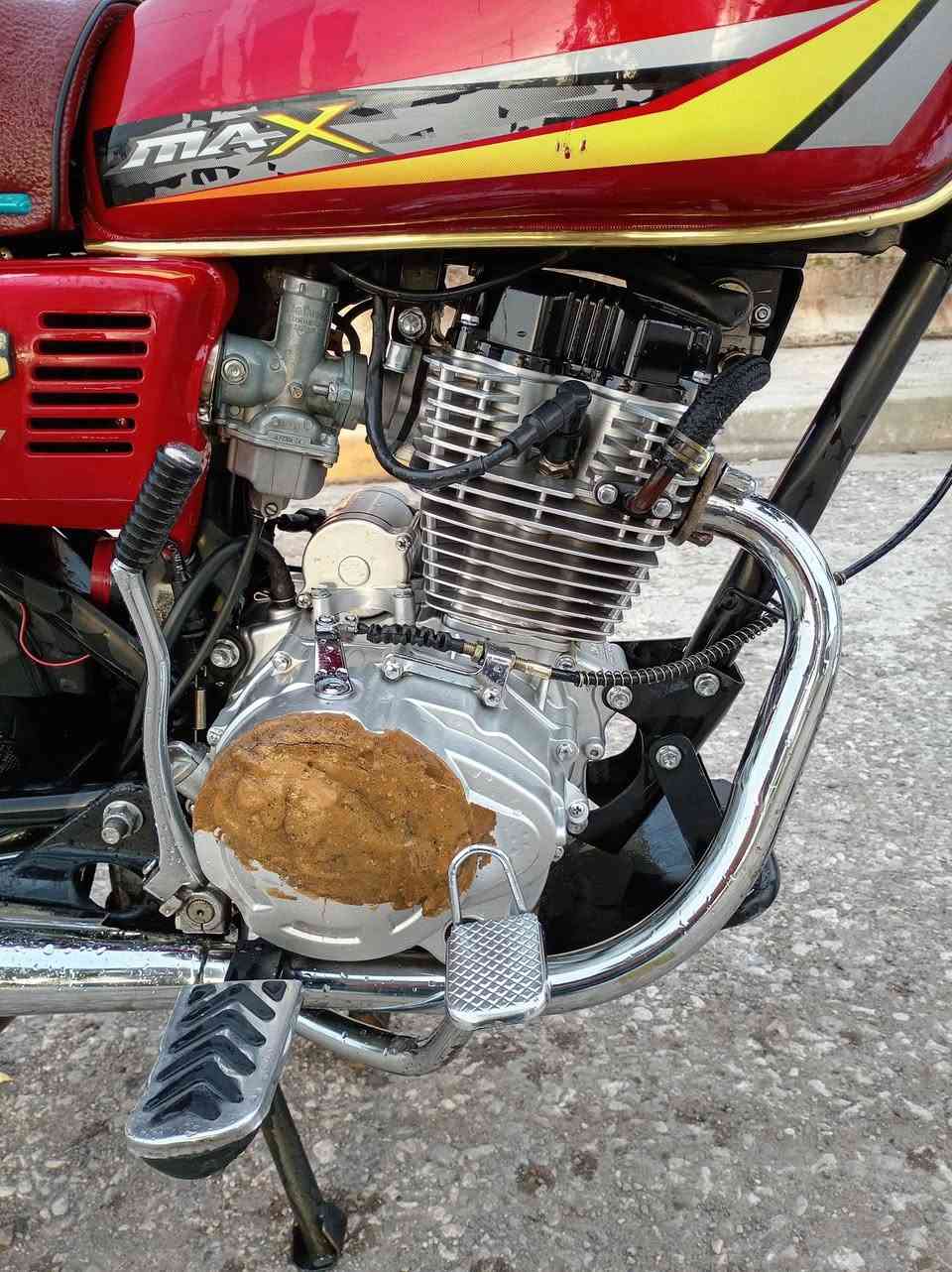 السلام عليكم
سونيك 2025
محرك 200
محرك مفتوح 
مبدل بستم 
بيع او مراوس ب
موديل 2020تقيل


**إذا كنت صاحب هذا الإعلان وتريد حذفه لأي سبب، رجاءا أرسل رسالة إلى الدعم الفني**