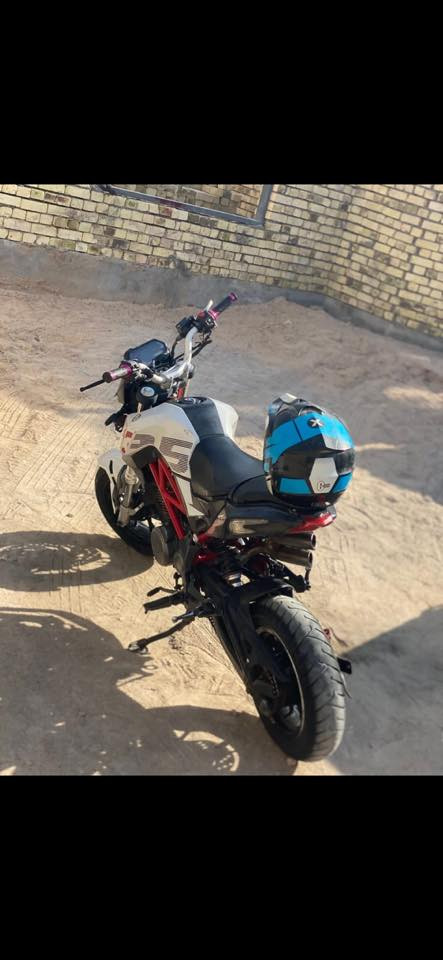 اعادة نشر بسبب الوعود الكاذبة شباب الي مو شراي رجاء لايجي يدوخني انت شراي تشلع عيوني بنلي محرك 135cc بيهه براد دهن وبلكات ثنين ونوزل وفيتبم وجويتر الدراجة شغاله ناقصهه بس كتب شحن وملف وموجودات عنديي بس تعال وشد بس اني مافارغ بسبب العمل الدراجة يراد الهه ترتيبات بسيطة فقط الدراجة اكفلك سرقة وعشائر ترهم بيع ومراوس عنواني ابو الخصيب شارع سيد حامد مامتواجد فيسبوك رقمي ***********
