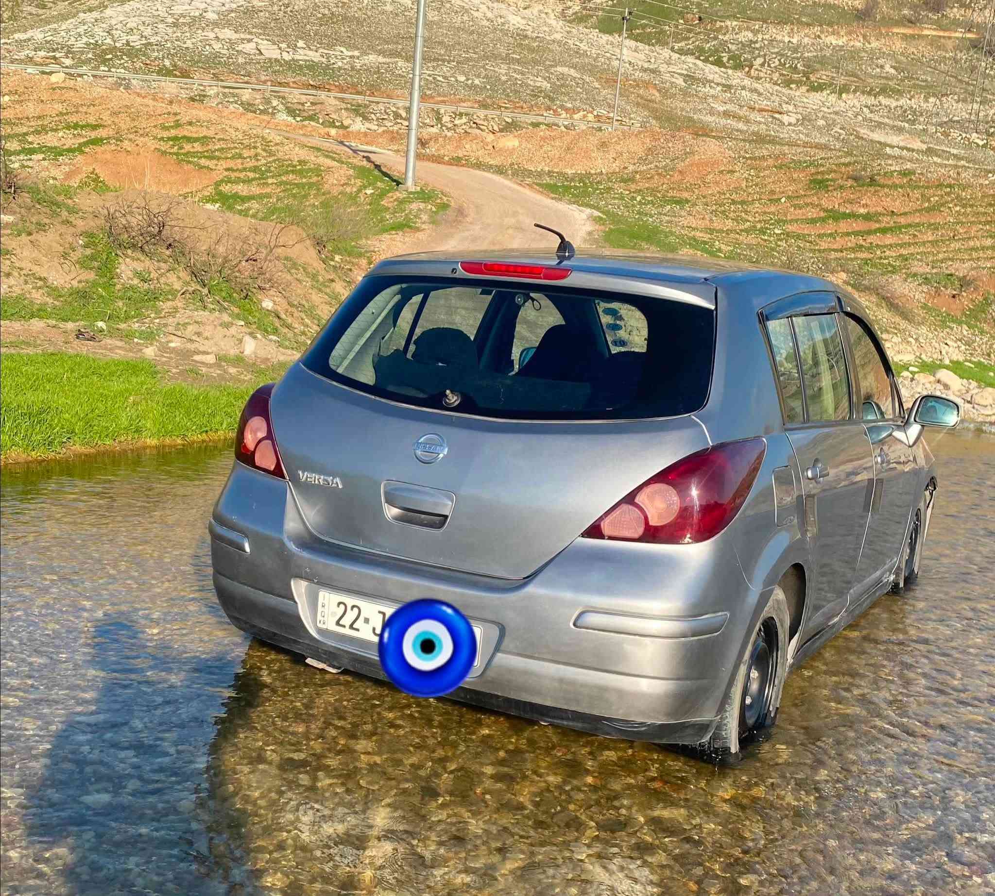ڤێرسا 2010
گێڕومەکینەو تەبرید و کارەبای گشتی بەشەرت،سەیارەکە کامل پەمپ کراوە  لەسەر کاڵ بونەوە ناوشانەکانی بۆیاخ نیە.هیچ دەعمێکی نیە،چوار تایەیی لۆکی لەژێرە هەزەو ڕەقەمی تازەیە تا 2030 سەیارەکە 
فول مواسەفاتە گێر تۆماتیک جام کارەبا abs تعدیل سرعە، بۆزانیاری نرخ
***********
