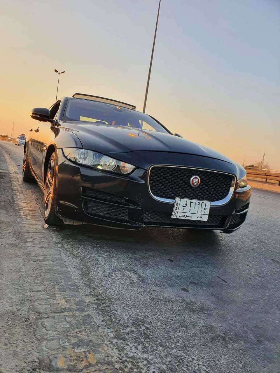 سلام عليكم جكور 17XE🫡
مكينه 6 سلندر 3500  🔥💫  
موديل 2017  
صور حادثه مرفقه بل منشور جاملغ مبدل والبنيد مصبوغ اثر جراد بل عراق 
سياره جديده بمعنى الكلمة ماشيه 35الف 🚗,
كير مكينه صدر كفاله تبريد ثلج ❄️ 
بسمنه تحويل ثاني يوم رقم بغداد
 السعر( 120)😲 وبيها مجال 
*********** مكاني بغداد حي اور بغداد, العراق
