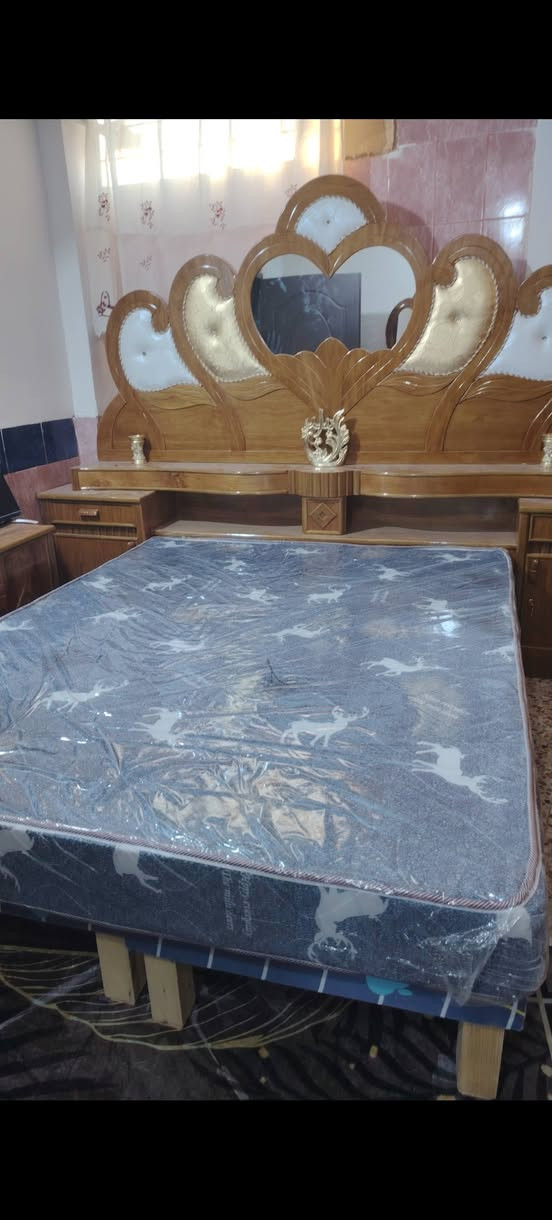 نجاره الخشب مستعمل قليل بس ٥تشر للبيع شراي يجي خاص 
سعر اخو بلاش والله 
نضافه شوفت عيونك مستعمل 
سعر 600بيها مجال


**إذا كنت صاحب هذا الإعلان وتريد حذفه لأي سبب، رجاءا أرسل رسالة إلى الدعم الفني**