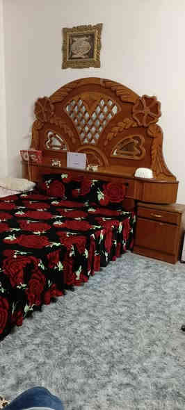 غرفة خشاب للبيع خشب عراقي
غرفة نضيفة السعر 600 وبيها مجال

***********
