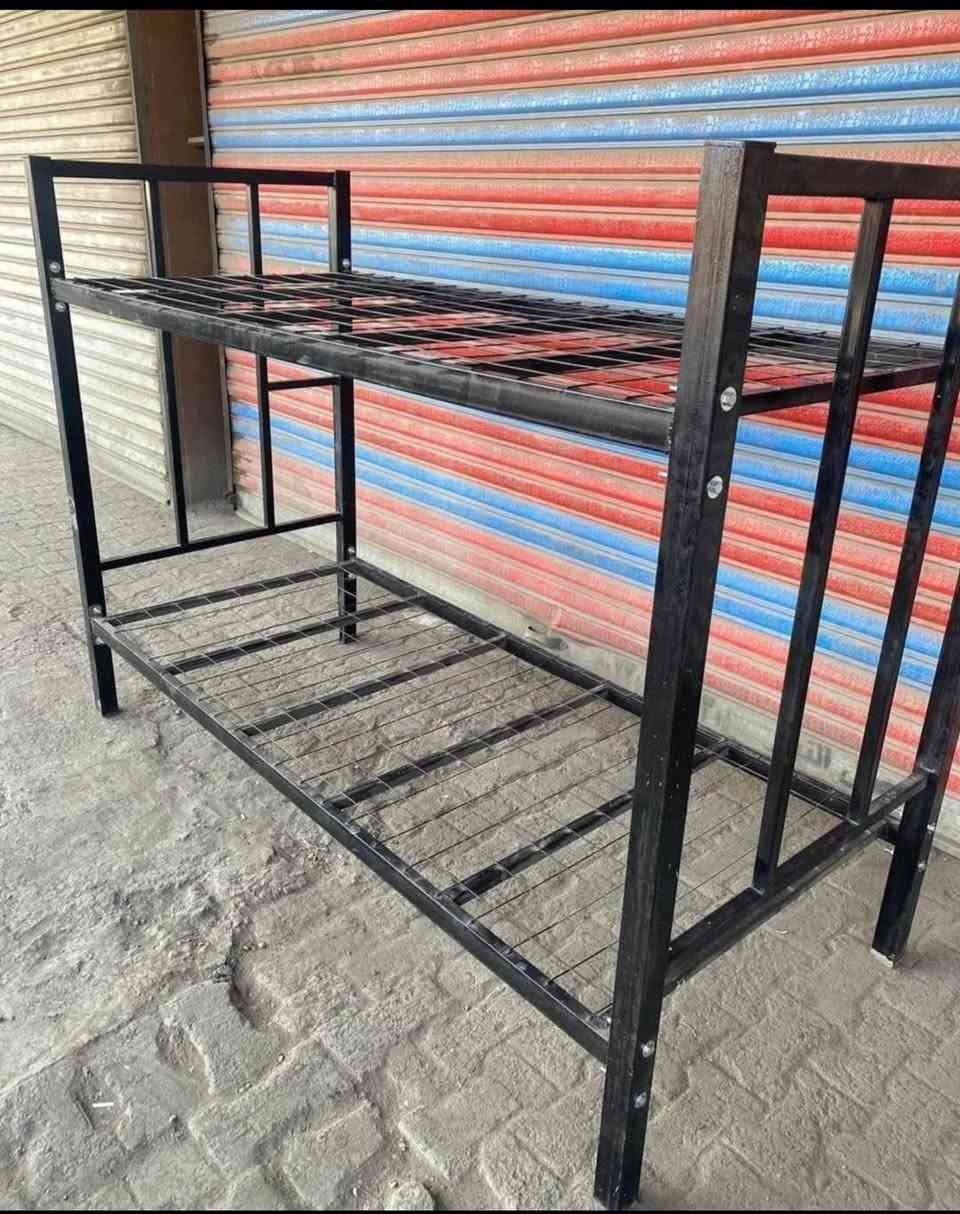 سلام عليكم ورحمة عمل كافة انواع  الجرابي ***********سماوه
