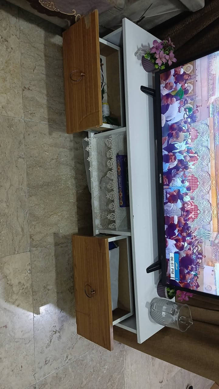 سلام عليكم عندي طبلات وميز بلازمة سعر الطبلات 80 وسعر الميز ب 60 مكاني بغداد مدينة الصدر ***********
