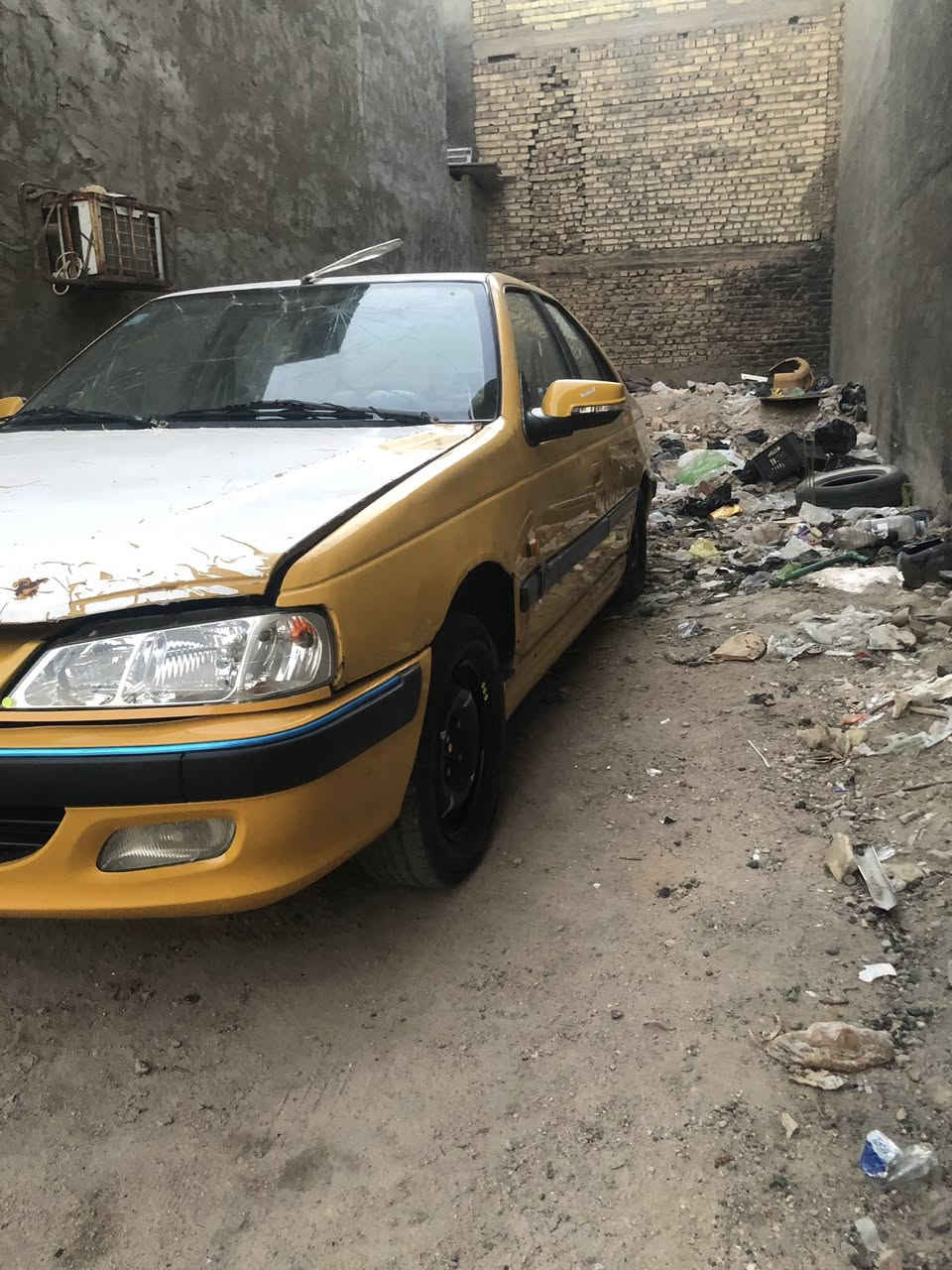 سلام عليكم بيجو بارص مديل ٢٠١٥مكينه كير صدر تخم تاير سياره لا ضربه ولا صبغ بس بنيد طاير عل جامه رقم نكليزي بس تروح تسلمه 40وبيه مجال حك جيه بس مكاني بياع تقاطع درويش ***********مامتواجد عل نت
