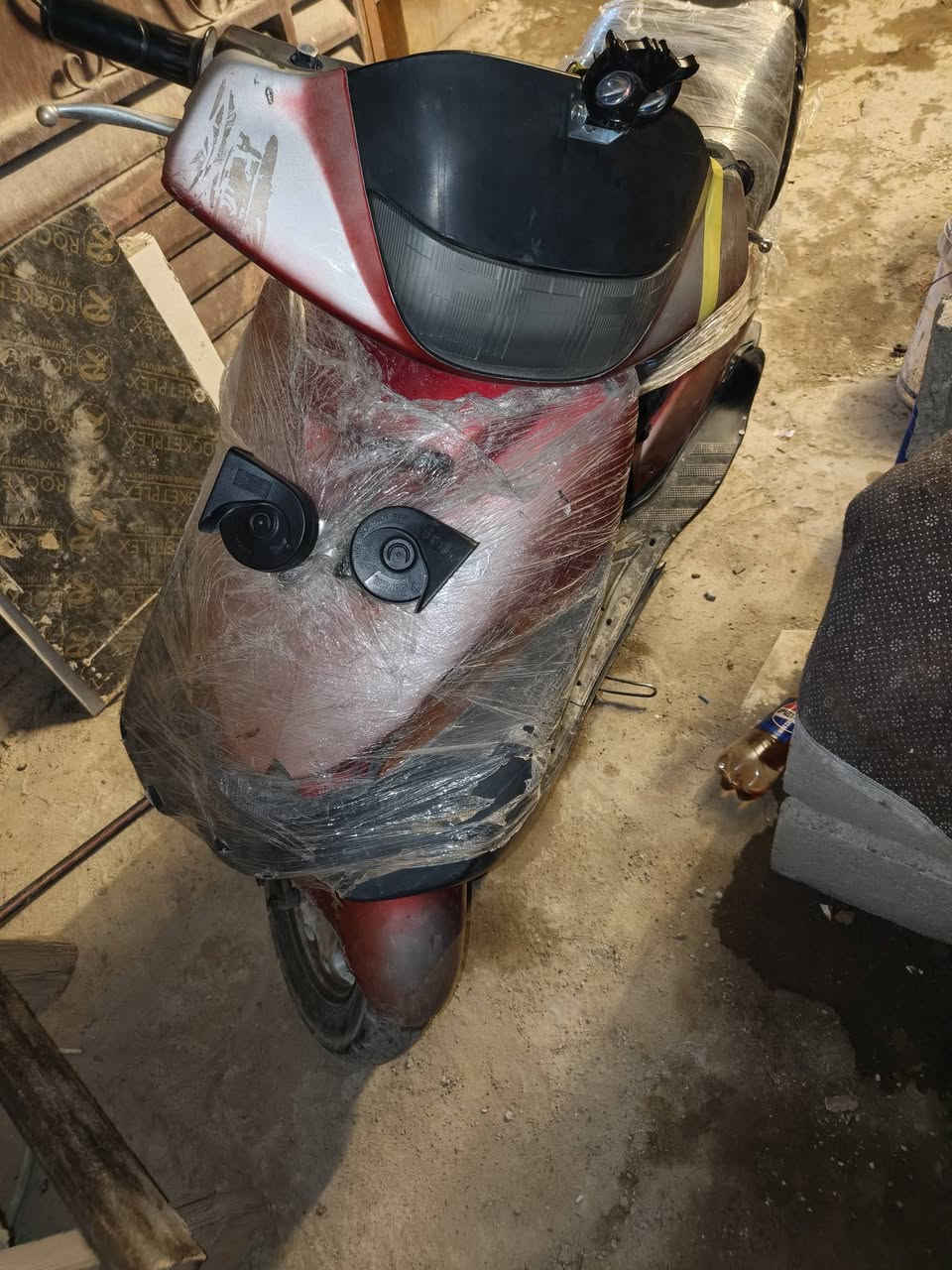 ابيع كوم حديد المكينه شغالة شلعه ومعدل اشك الكاع السعر 250وبيها مجال
عنواني الزعفرانية 
***********
