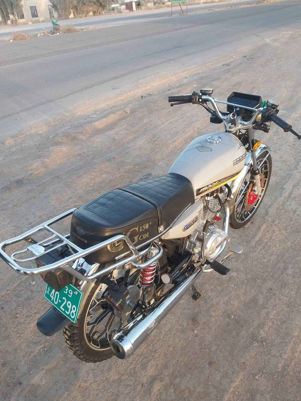 سلام عليكم دراجه البيع سيفانه موديل24درجه جاهزه مجهزه اوراق السعر 700وبيه مجال
***********
