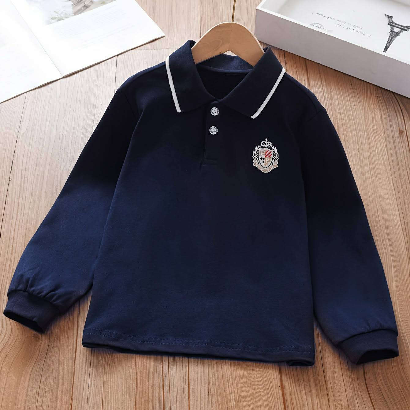 السلام عليكم بنات
ملابس اطفال شي آن وجديد بسعر البلاش كلمن وقياسة
 للحجز واتساب ***********
توصيل داخل الكوت /2000
