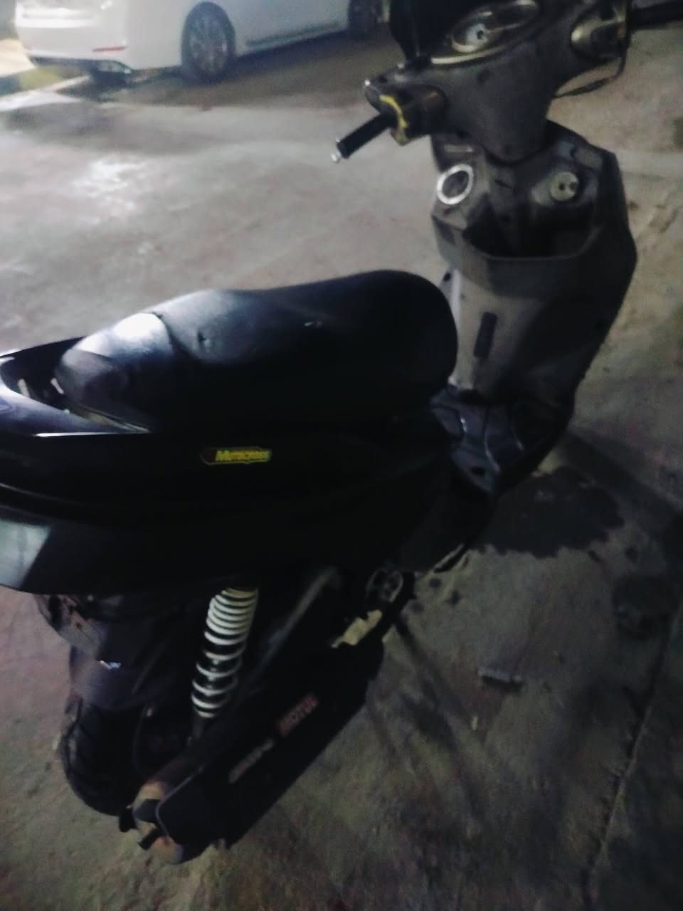 السلام عليكم دراجه سكنس فحل لد نوزل للبيع دراجه نضيفه وحلوه
***********
