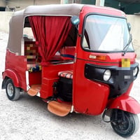 شباب عندي تكتك ١٨ اريد سايق ابن حلال ايريد ايعيش 07726828479 من سكنه ا...