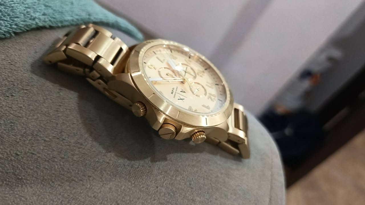 Armani exchange
مستعمل شهرين


**إذا كنت صاحب هذا الإعلان وتريد حذفه لأي سبب، رجاءا أرسل رسالة إلى الدعم الفني**