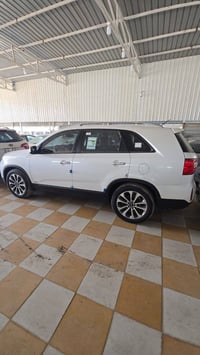 دليل العراق  السيارات  سورنتو ٢٠١٥ كفاله عامه فول مواصفات واحد على واح...