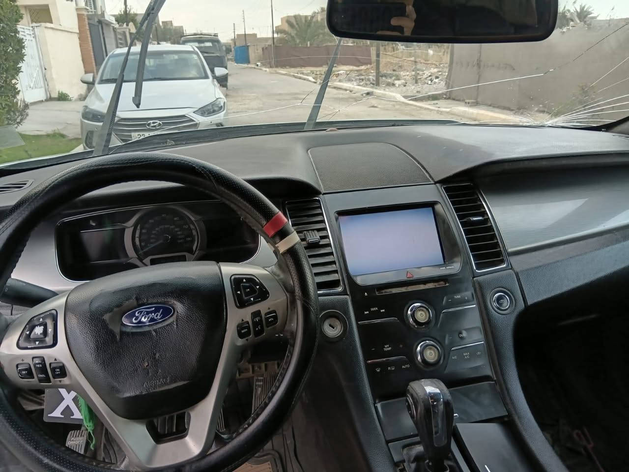 فورد تورس 2013 شرط التحويل
محرك كير مكفولات سيارة كاملة صدر جديد تخم تاير كهرباء فول كشنات جلد 
السونار مرفق بالمنشور 
سعرها 80 وبيها مجال 
***********
مكانها ديالى بعقوبة
