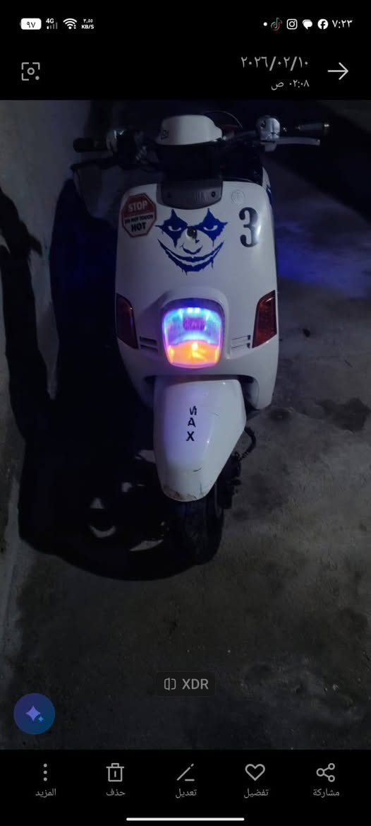 السلام وعليكم ماكس بوليسي للبيع الدراجة نظيفة محرك مامفتوح بلادي على وضع الشركة كهربائيات كلهة شغالة سلف شغال معدل حلو المكينة ناعمة كلش خرسة
السعر 750 
مكاني المعقل يم الساعة
للتواصل:  ***********
