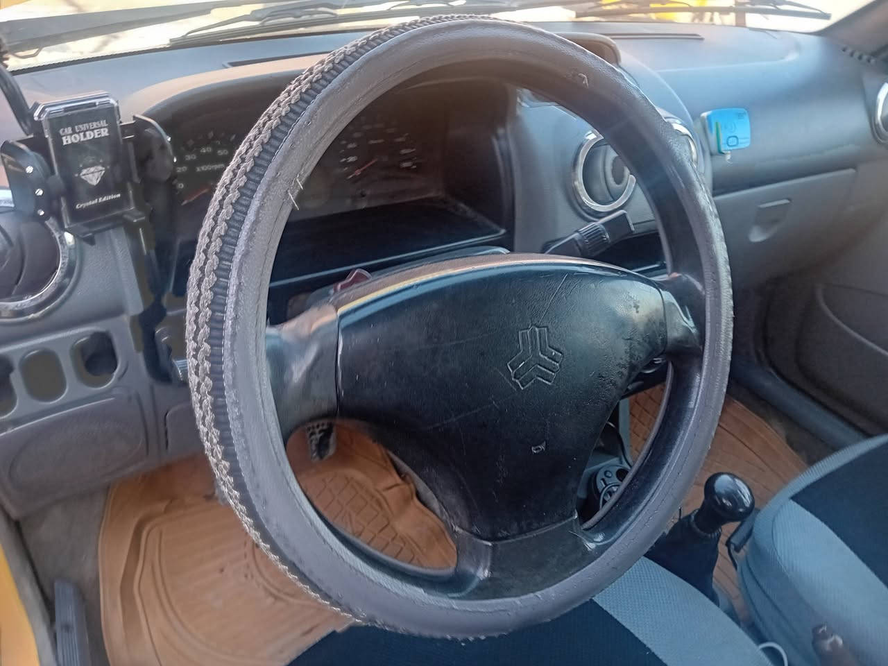 سايبا موديل 13بيهه مكان صبغ شواصي معمره مضبوط مكينه كير تخم تاير خط ابيض مكفوله بسمي مصفره غرامات وهيه تحويل ثاني يوم لسعر 26وبيهه مجال لطيبين رقم***********
