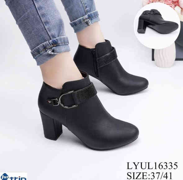 عرض يجنننننننن 💯💯💯💯
أجمل العروض تفليش  كل صور بحسابي جمع موديلات   
فلات طبي خفيف جدا ومريح دبان طبي كوالتي عااالي جدا 
بوتات  
رياضي مريح بالبس 
متوفر الوان وقياسات كله 
للحجز والتوصيل يرجى مراسلة الصفحة 
او وات ساب ***********
💯💯💯💯💯💯💯💯💯💯💯💯💯💯💯 بغداد
