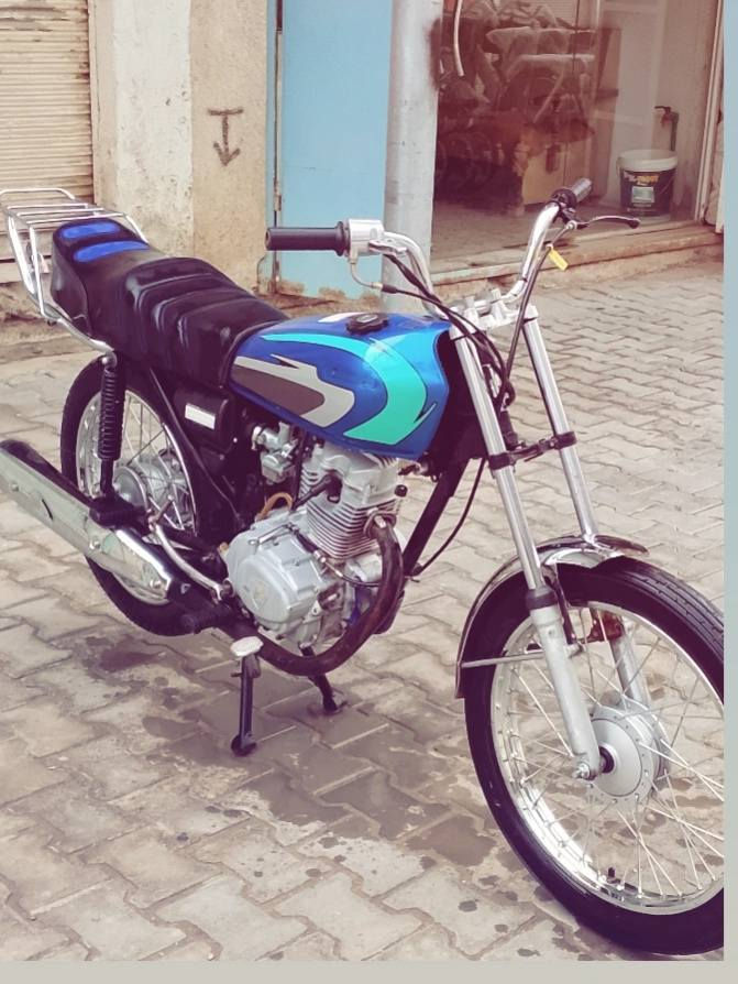 سلام عليكم اربعه كير شاصي 19 اوراق أصولي تعمير 25 دراجه احلى من صور دراجه خير من الله مكينه ارشاأ  السعر 600 وبيه مجال الشراء مكاني واسط قضاء الحي الشراء يتصل *********** أو مراوس عادي
