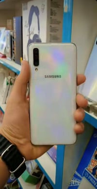 سامسونج A50 • ١٢٨/٦ • بطارية ٤٠٠٠