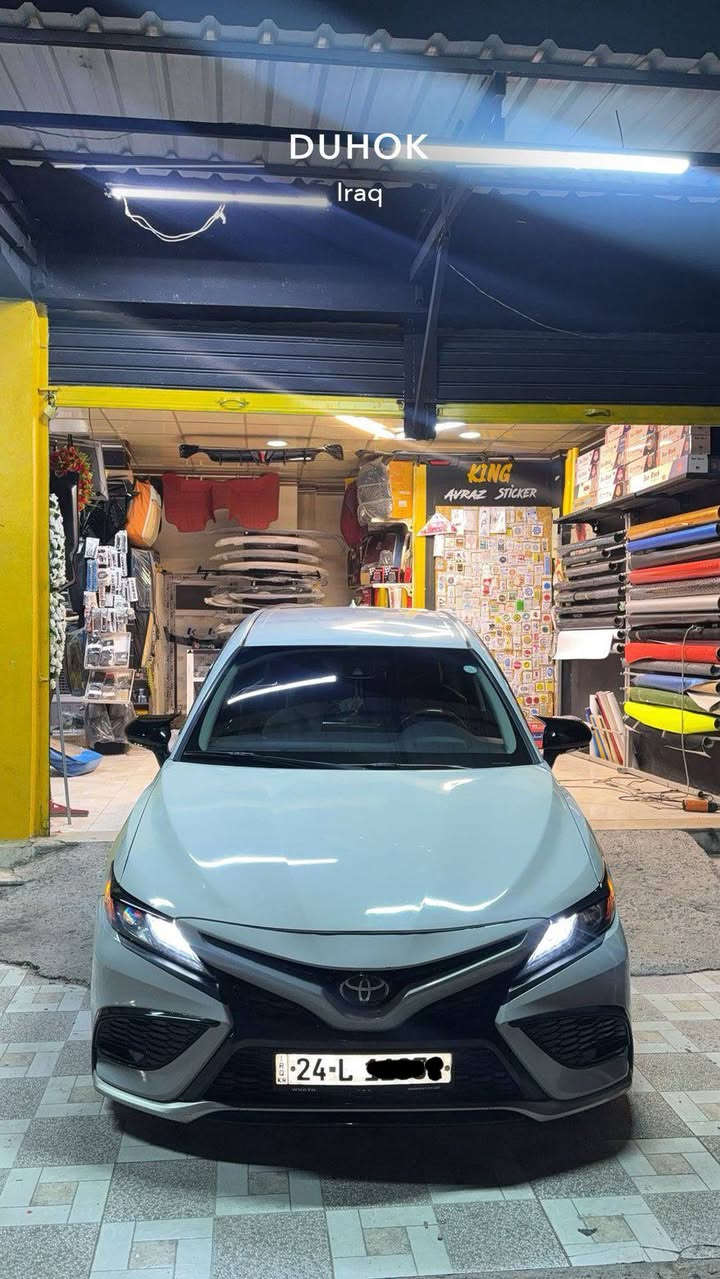 � تويوتا كامري XSE 2023 للبيع
📅 سنة الصنع: 2023
📍 الممشى: 40,000 الف
🔩 عدد السلندرات: 4 سلندر
🎨 اللون: سمنتي المرغوب 

🧰 الحالة العامة:
▪️ السيارة بحالة جيدة جداً
▪️ محرك وكير وشاصي بحالة ممتازة
▪️ استخدام نظيف، صيانة منتظمة
▪️ جاهزة للفحص بالكامل

⚠️ الملاحظات (بكل وضوح):
▪️ بونيد و جاملغ صبغ فقط

✨ مواصفات XSE:
فول فول فقط بدون بانوراما

💰 السعر المطلوب: 188$ ومجال

📍 الموقع: دهوك
📞 للاتصال أو واتساب: *********** دهوك, العراق
