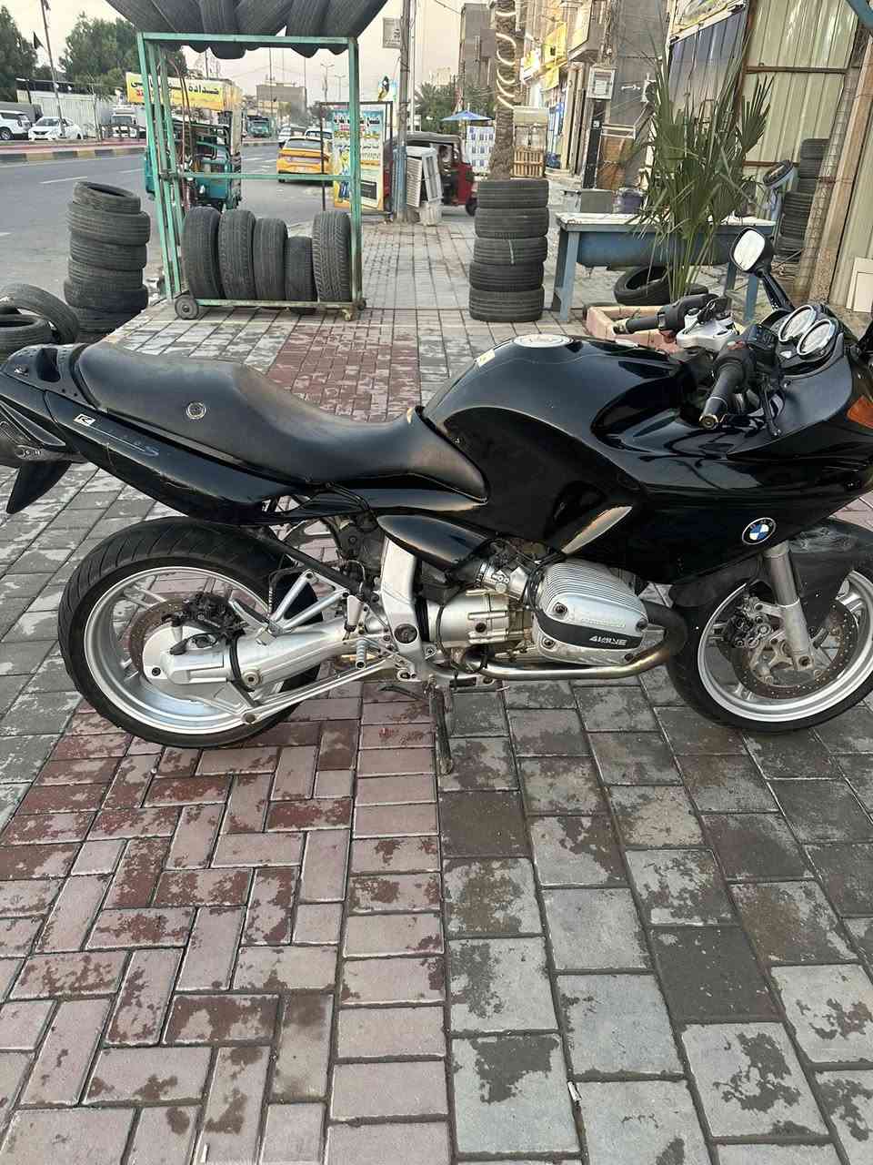 Bmw R1100s
ممشى الدراجة 27,000 الف كيلو
موديل 1998
الدراجة بيها نقوصات بسيطة بس العلامة مال Bmw على الستيرن
والاشاير الخلفية 
الجامة الامامية موجودة اني مشادها 
مكفولة مكينة وگير
تايرات امامي بريلي ايطالي والخلفي بريجستون
الAbs بي مشكلة بالماطور غير شغال
السعر المطلوب 25 
فقط مكاتبة قرار 48 تترقم


**إذا كنت صاحب هذا الإعلان وتريد حذفه لأي سبب، رجاءا أرسل رسالة إلى الدعم الفني**