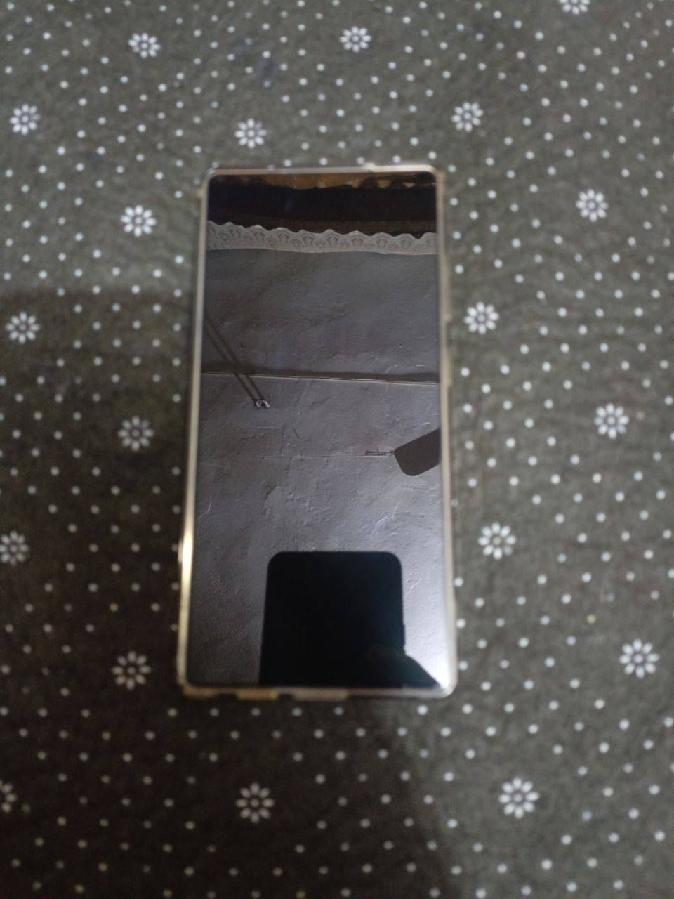 السلام عليكم اخوان جهاز الترا S25 جديد نضافة ١٠٠%سعرة مليون و٢٠٠ هذا رقمي ***********
