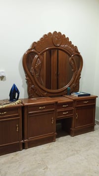 غرفة نوم • خشب حطاطة • مقابل دائرة الكرابلة