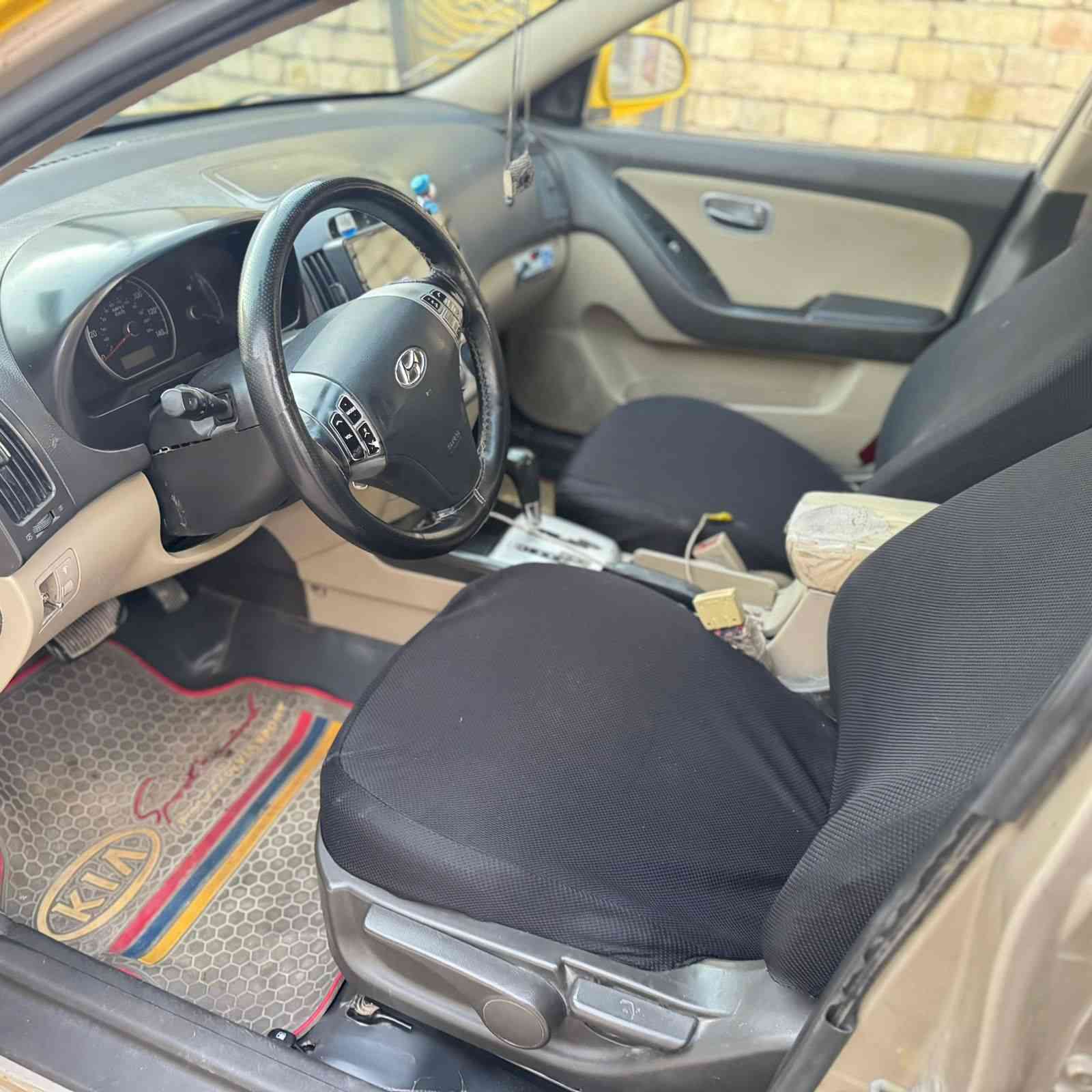 السلام عليكم النترا 2010 مقدس أمريكي بأسمي حادثهه جاملغ وبنيد بصفحه السايق سعرها 87 ورقه وبيها مجال قليل مكينة وتبريد خير من الله و تخم تاير جديد
***********
