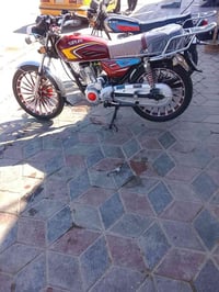 سيفان • موديل ٢٤ • ٢٠٠ سي سي